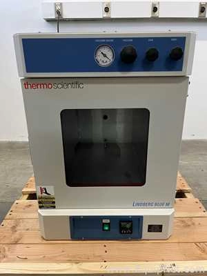 Lot 154 Listing# 977906 Thermo Scientific Lindberg/Blue M VO1218A Vacuum Oven