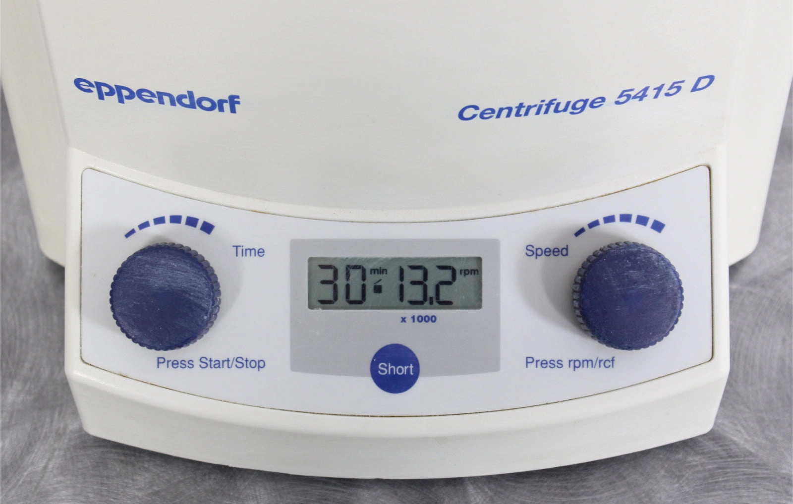 Eppendorf 5415D Benchtop Microcentrifuge 5425 with F452411 Rotor