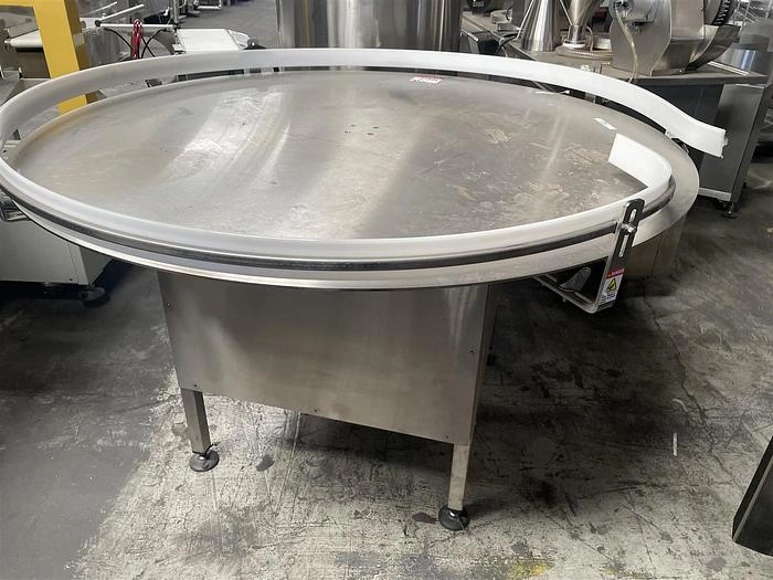 60'' Stainless Steel Accumulating Table