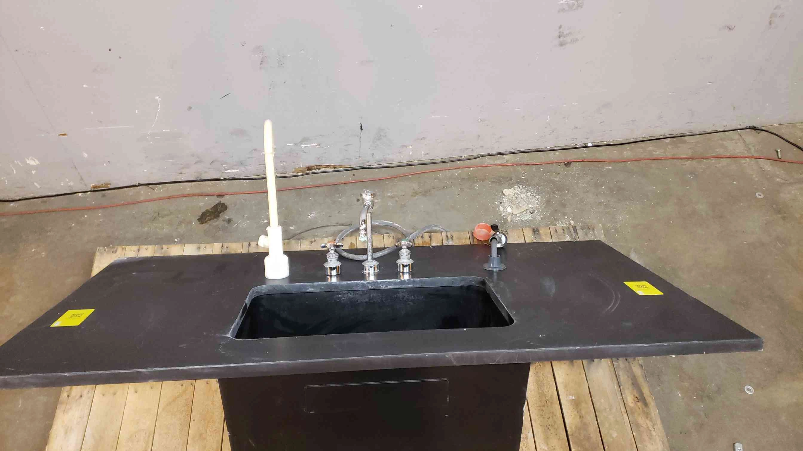 5' Epoxy Sink W/ Countertop Hose &amp; Faucets (SKU: 2560AA)(2560AA)