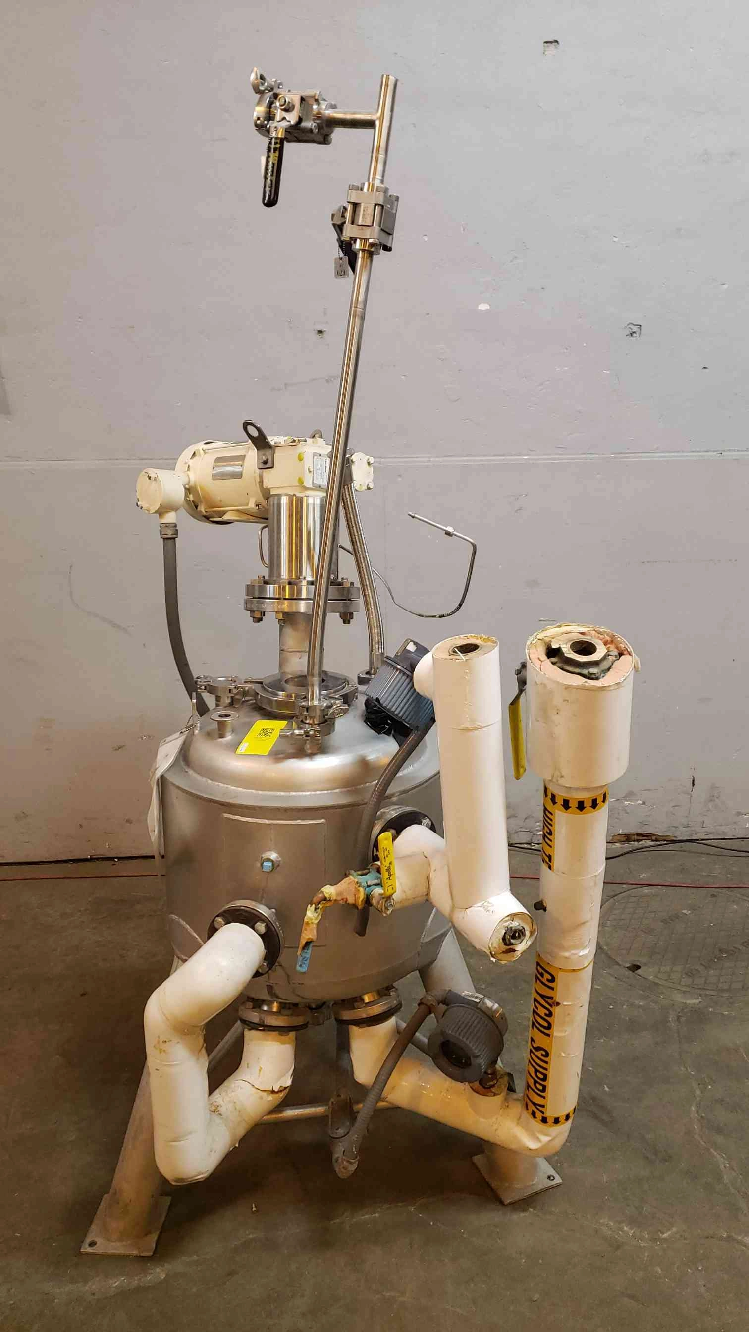 Stainless Steel Vessel with 1/3HP Motor Agitator (SKU: 3062AA)