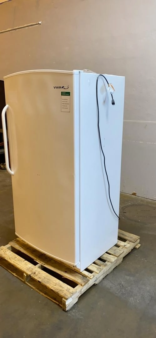 VWR Thermo Fisher R421GA15 Refrigerator Tested(S6LLST5797)