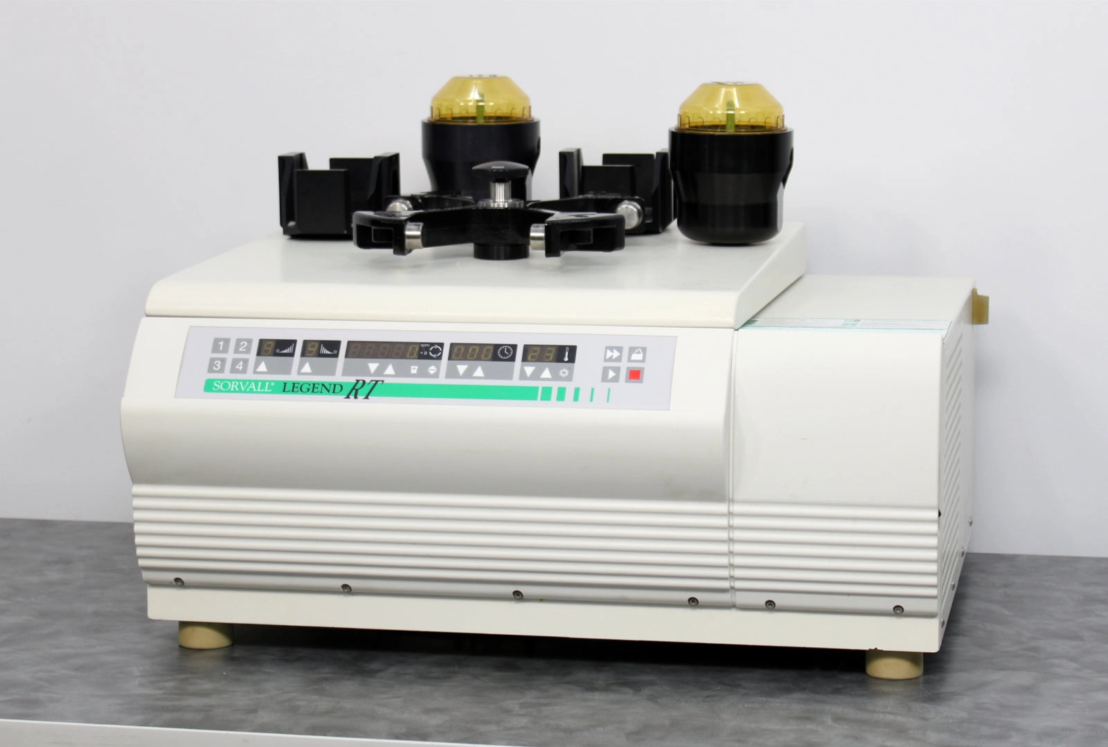 Kendro Sorvall Legend RT Refrigerated Benchtop Centrifuge w/ Swing Bucket Rotor