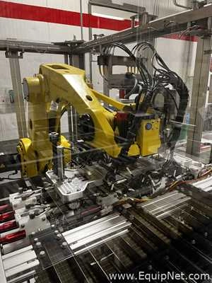 Fanuc M-420iA Packaging Robot With R30iA Controller