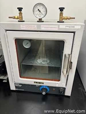 Lot 10 Listing# 789872 IsoTemp 280A Vacuum Oven