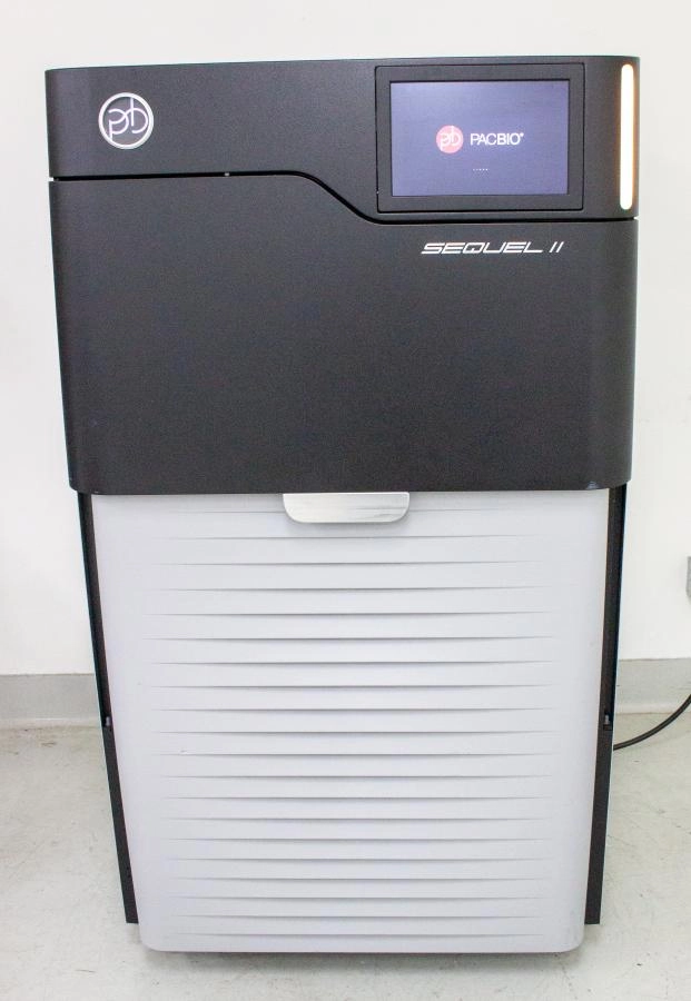 PacBio Sequel II Genome Sequencing System 101-447-000