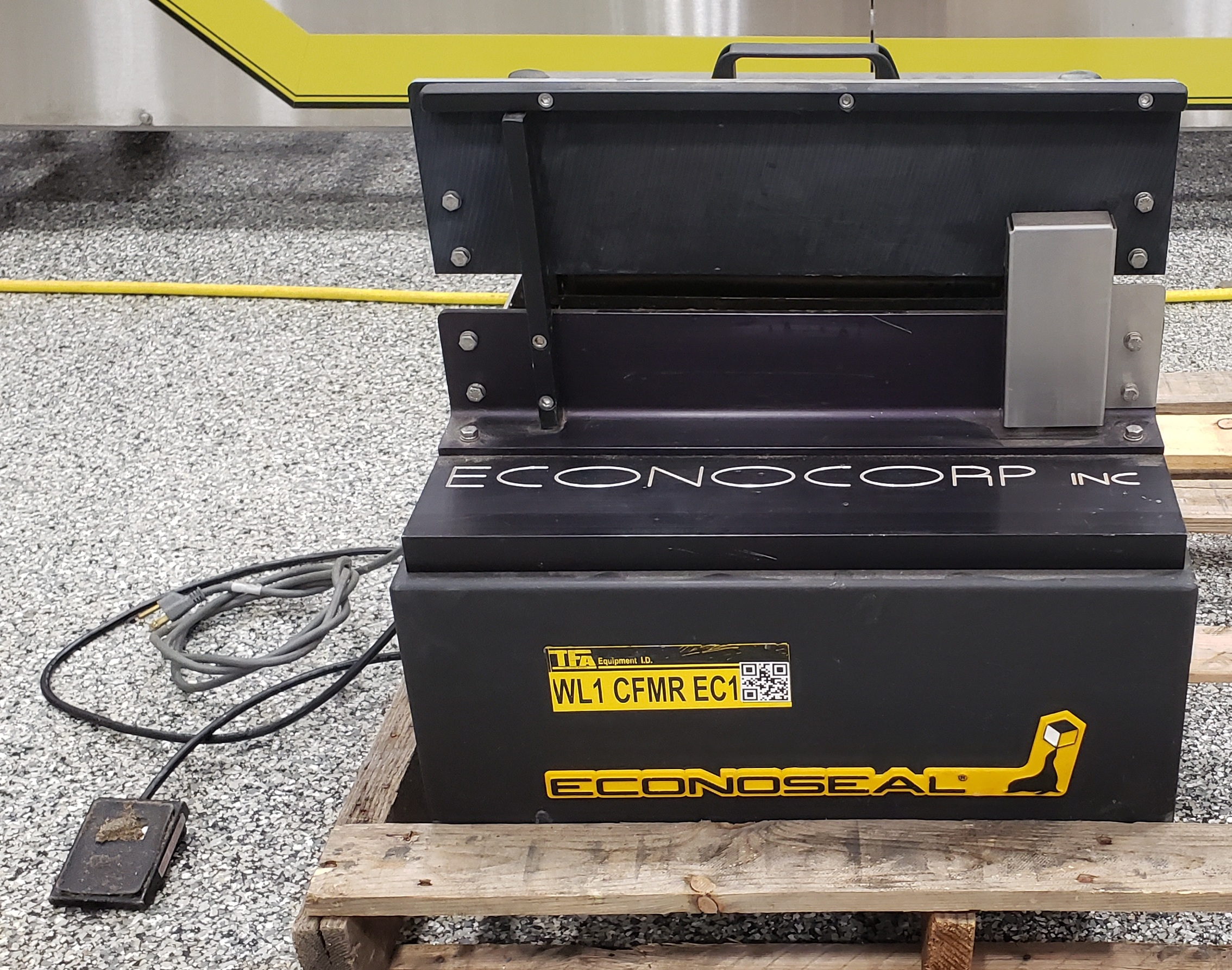 ECONOSEAL/ECONOCORP Mini Monoseal Semi-Automatic Carton Flap Glue