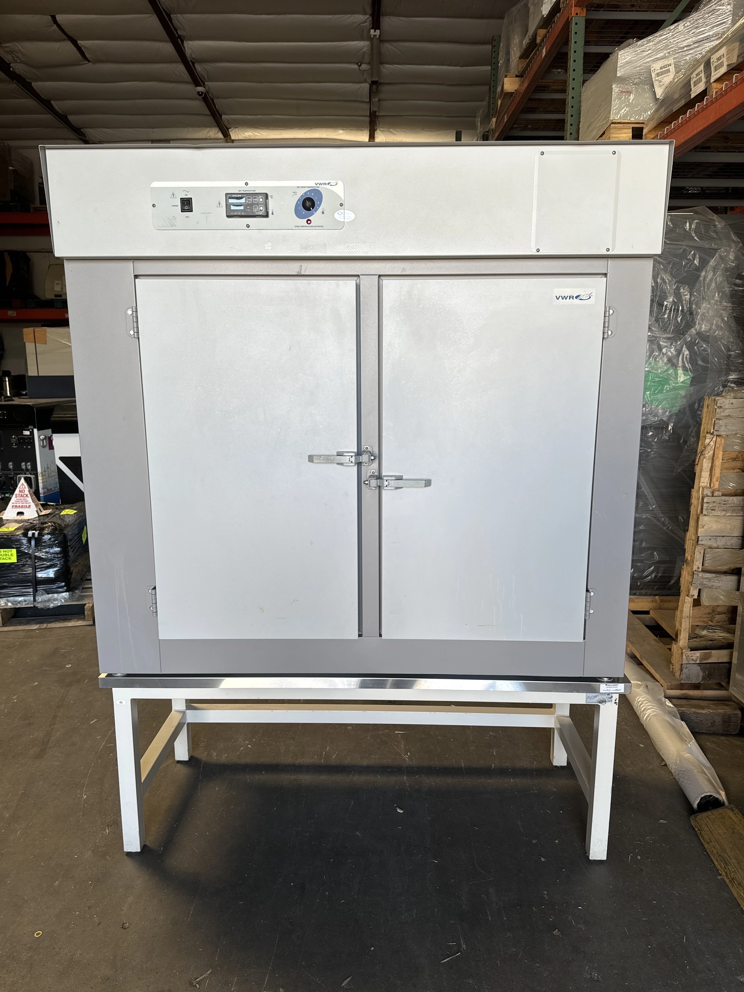 VWR 1680 High Performance Double Door Oven 9071099