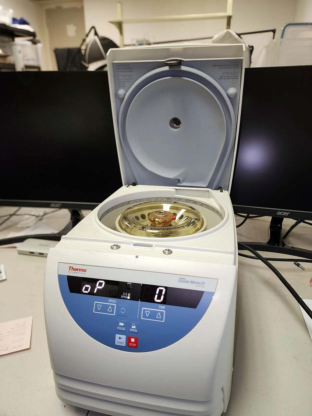 Microcentrifuge | Sorvall Legend Micro 21 with rotor