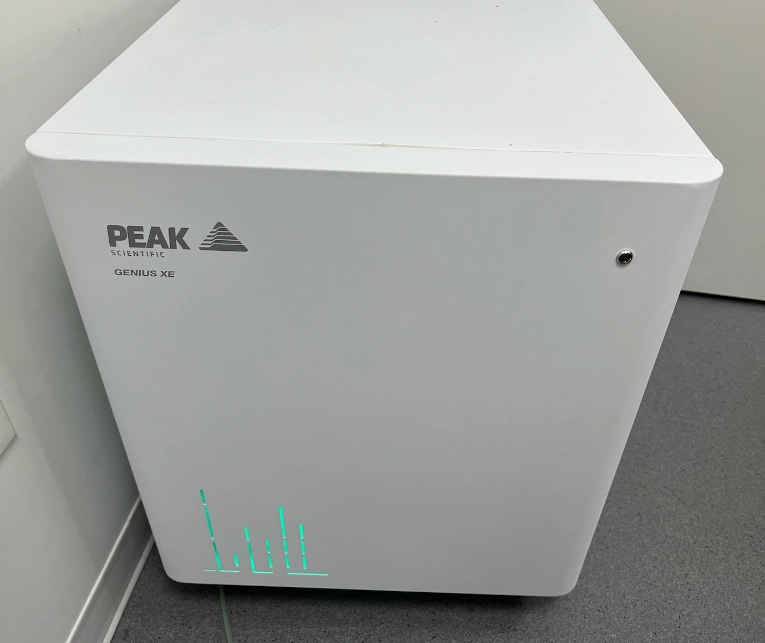 Peak Scientific Genius XE Sci 2 Nitrogen Generator