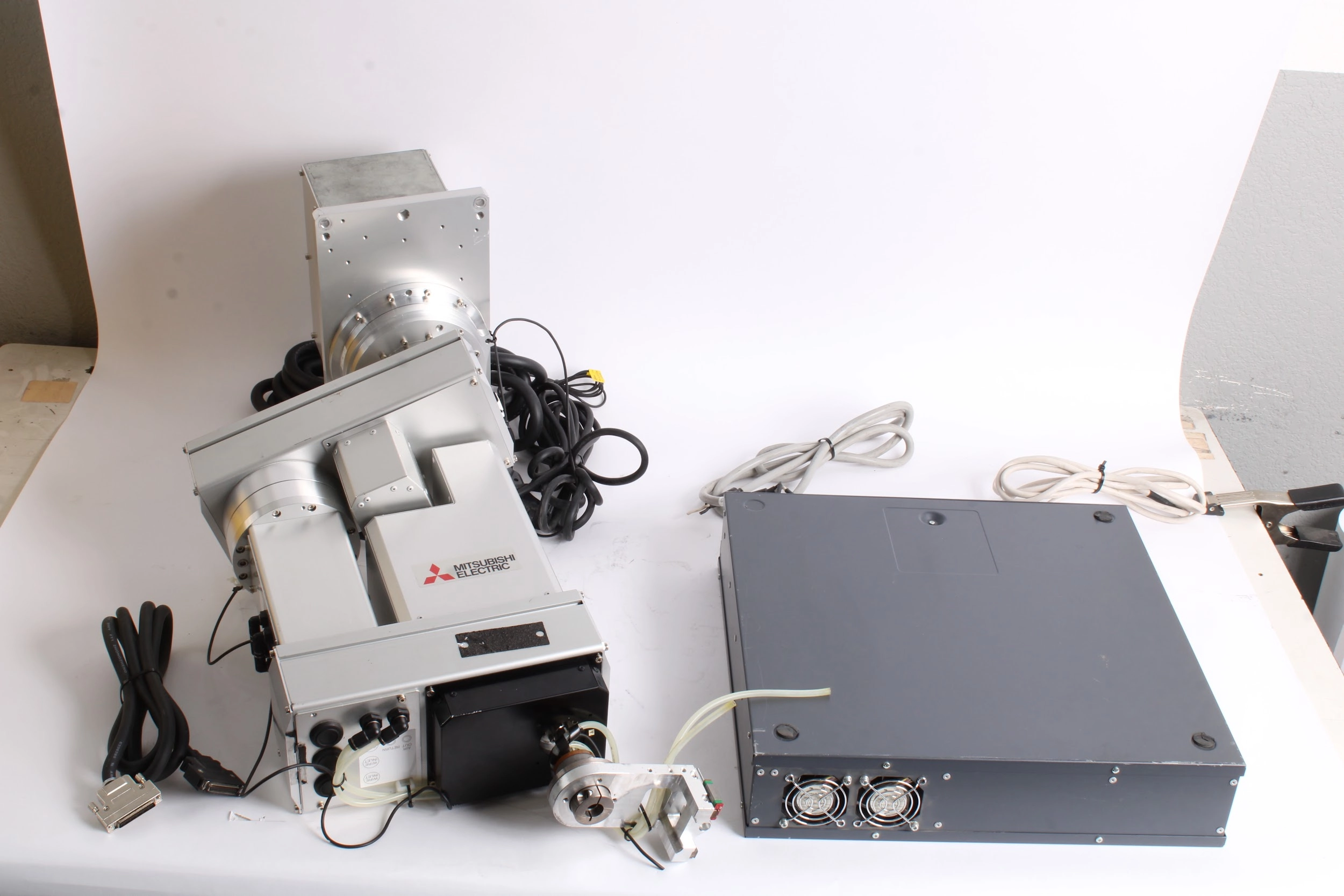 Mitsubishi RH-3FHR3515-1D-S11 Robot Arm W/ CR751-03HRD-0-S11 Robot Controller