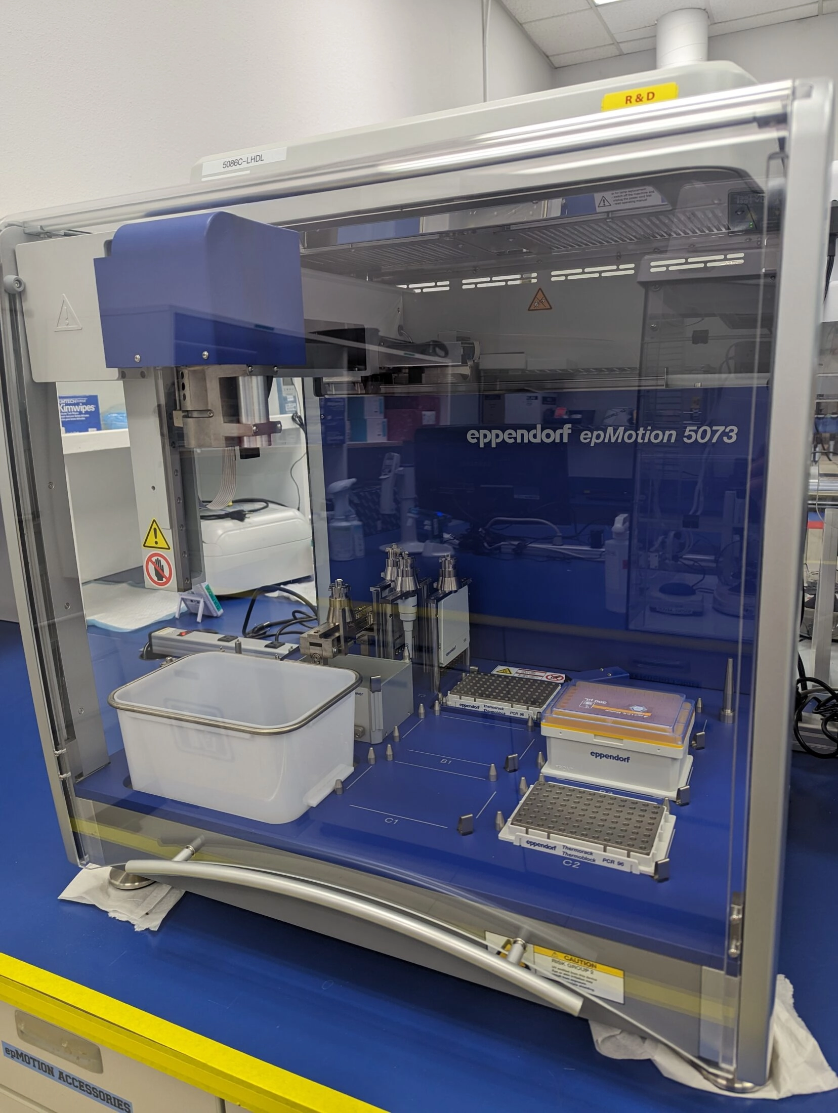 Eppendorf epMotion 5073 Liquid Handler