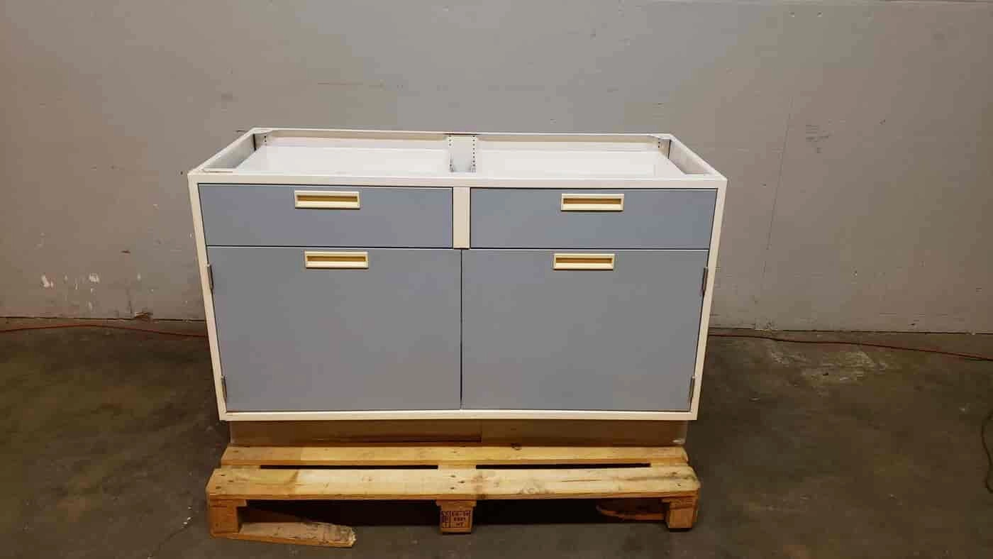 4' Fisher Hamilton Sitting Height Casework W/ 2 Doors 2 Drawers