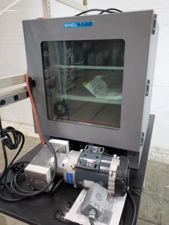 Sheldon Manufacturing Vacuum Oven with Pressure Gauge:  SVAC4