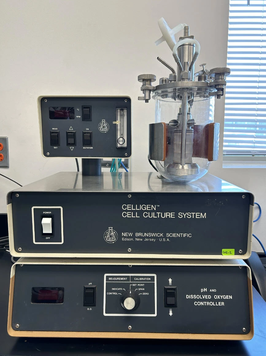 New Brunswick Celligen Cell Culture System
