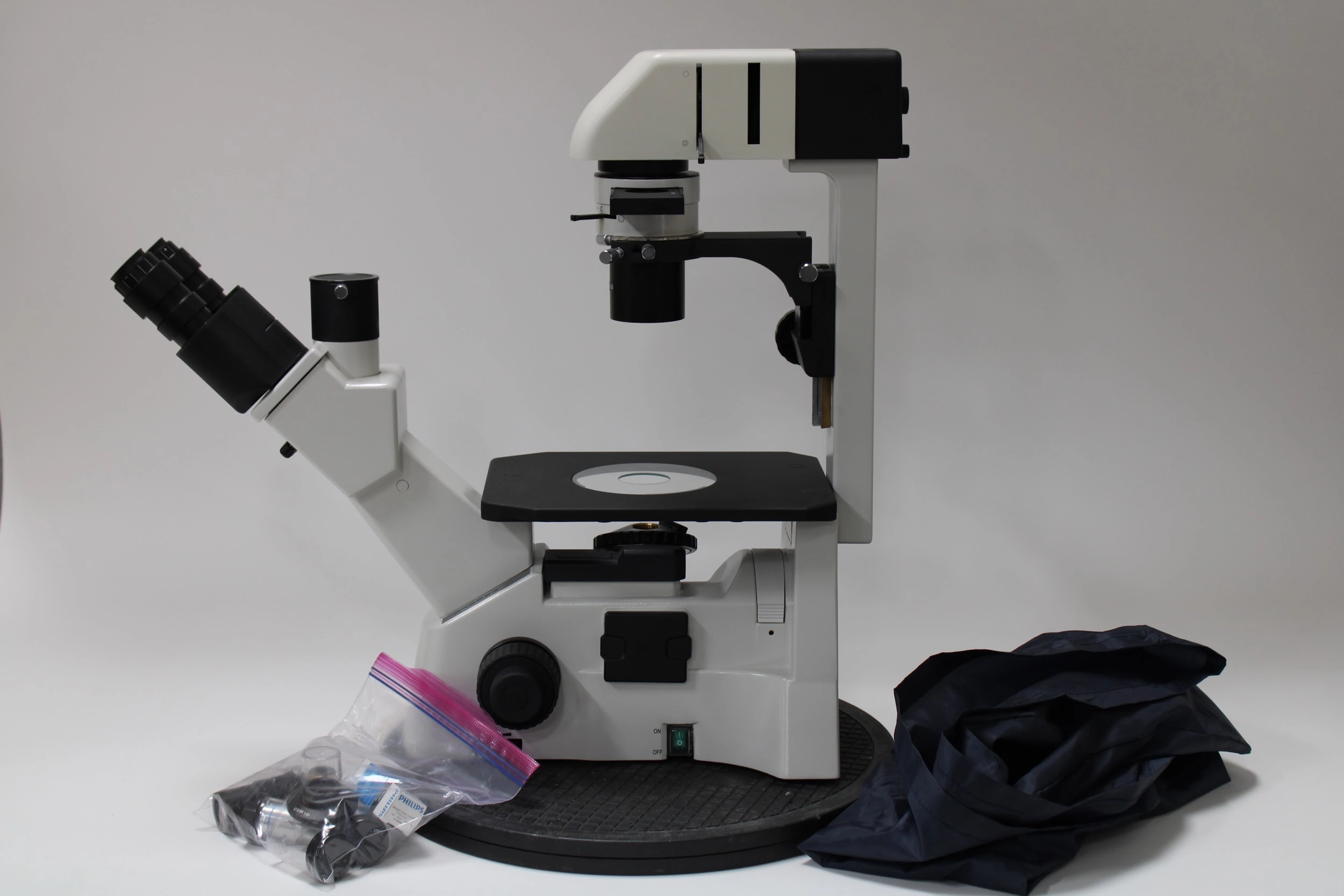 VWR 89404-462 Trinocular Inverted Microscope W/ 4x 10x 20x 40x Objectives