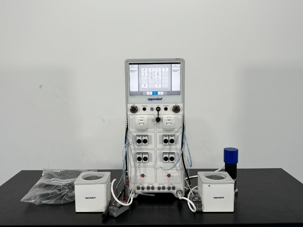 Eppendorf SciVario Twin Bioreactor System