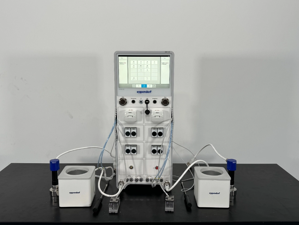 Eppendorf SciVario Twin Bioreactor System