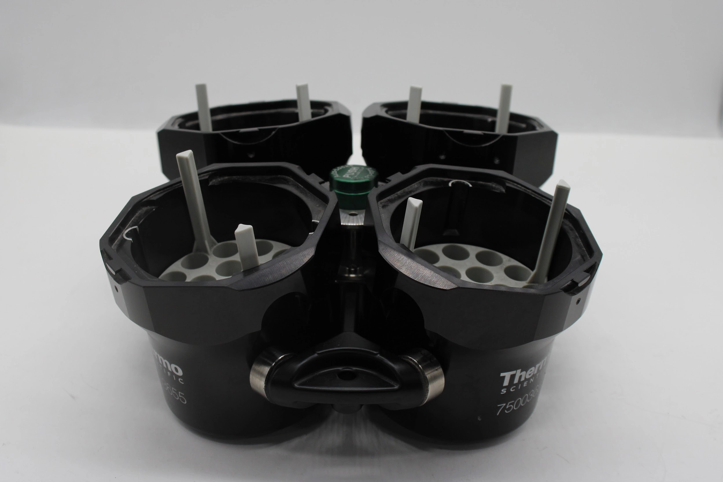 Thermo Scientific TX-400 4 x 400mL Swinging Bucket Rotor w/ 4x Round Buckets
