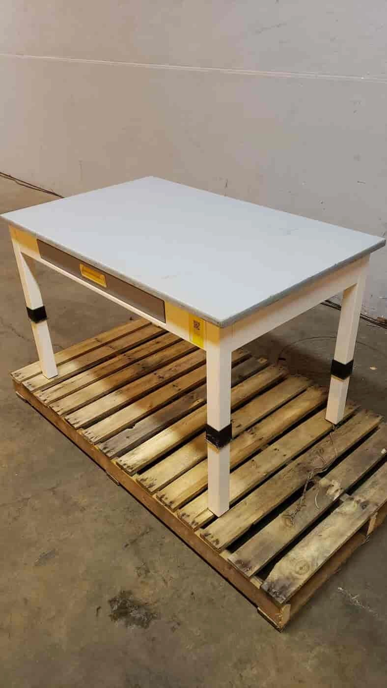 4' Fisher Hamilton Sitting Height Lab Table Drawer &amp; Chem Resistant Top (SKU: 4576AA)(4576AA)