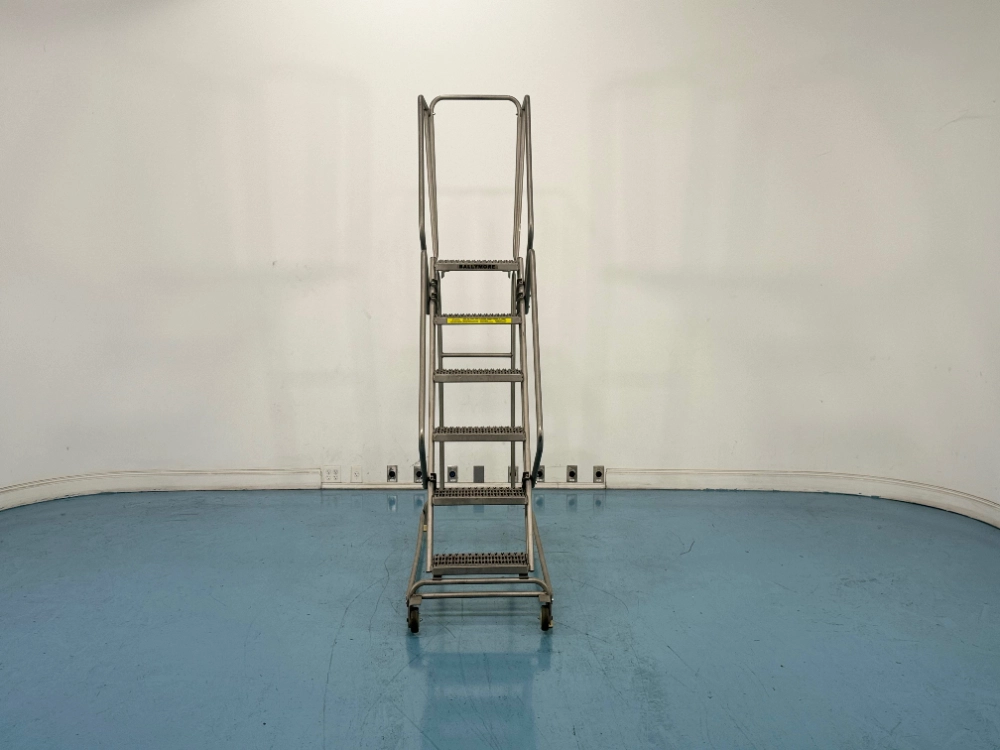 Ballymore Rolling Safety Ladder