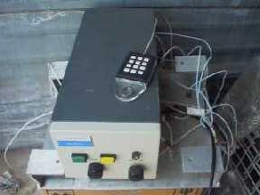 PERKIN-ELMER GAS SELECTOR (lab41jpg)To see a picture of this lab equ, click on surplus lab equipm
