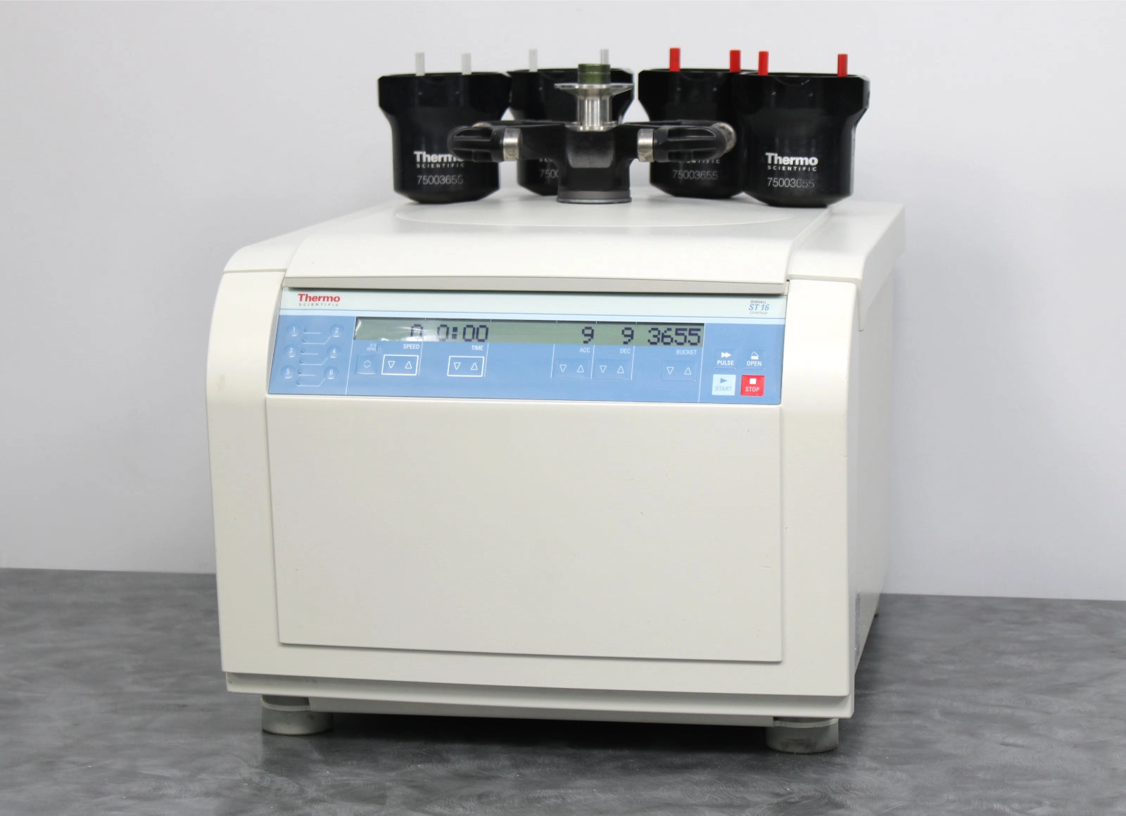 Thermo Scientific Sorvall ST 16 Benchtop Centrifuge with TX-400 Rotor &amp; Buckets