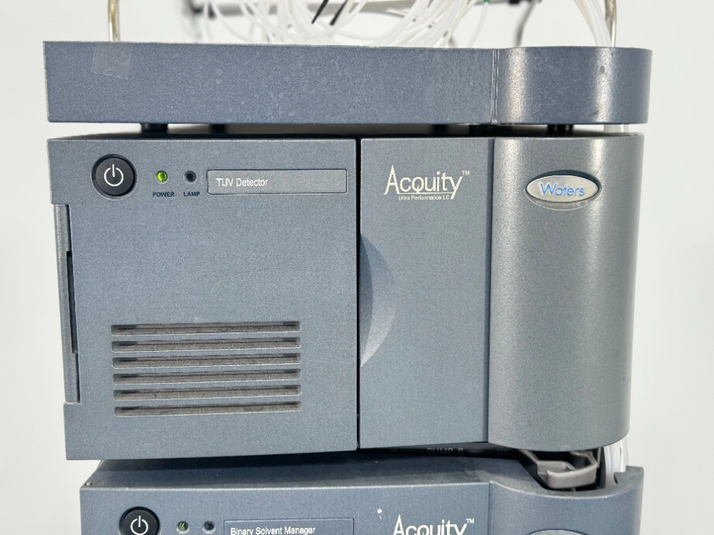 Waters Acquity UPLC System | LabX.com
