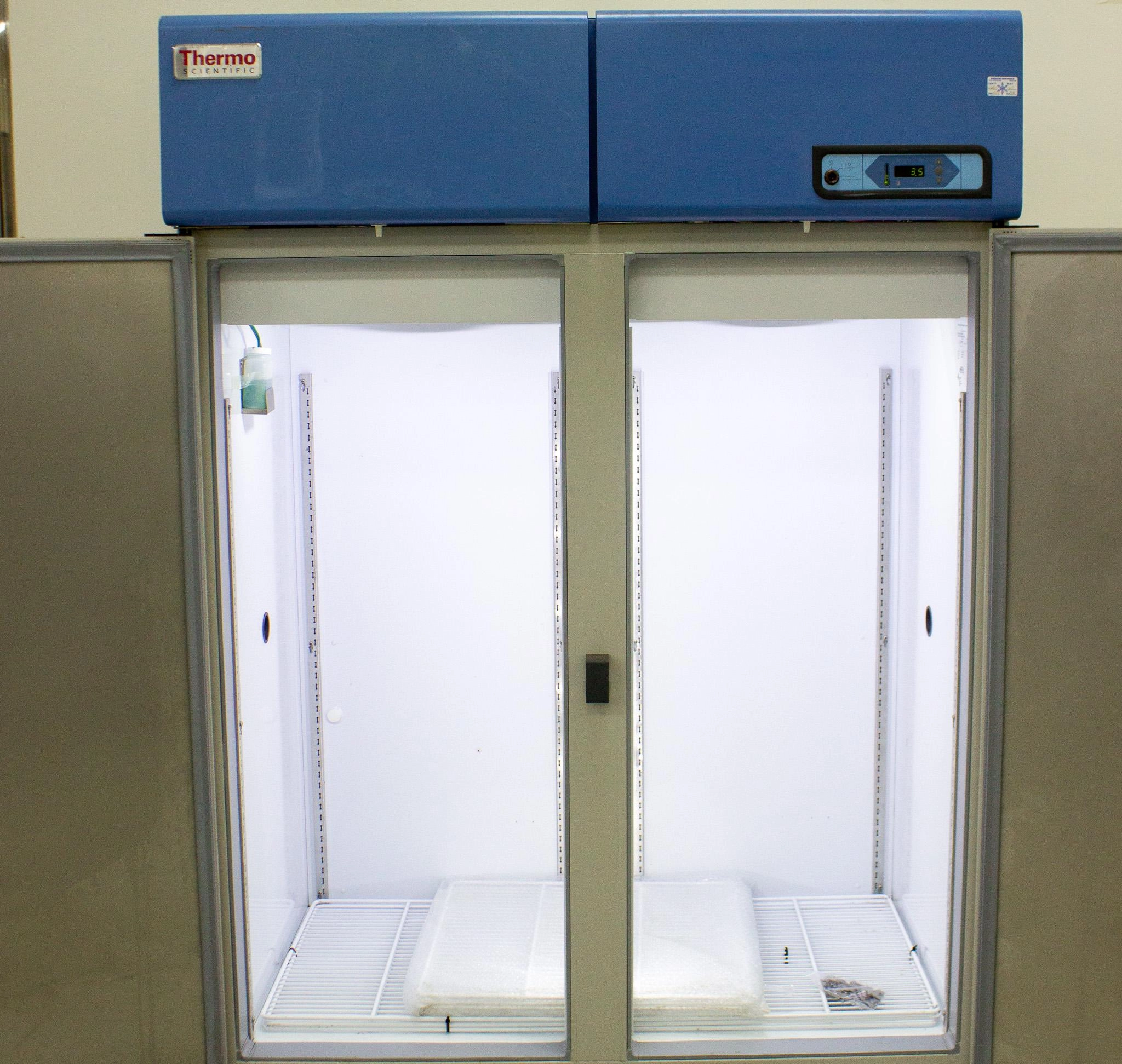 Thermo Scientific Revco REL5004A Upright Lab Refrigerator, Dual Solid Door 51.1 CF 120V 60Hz US - 3374361