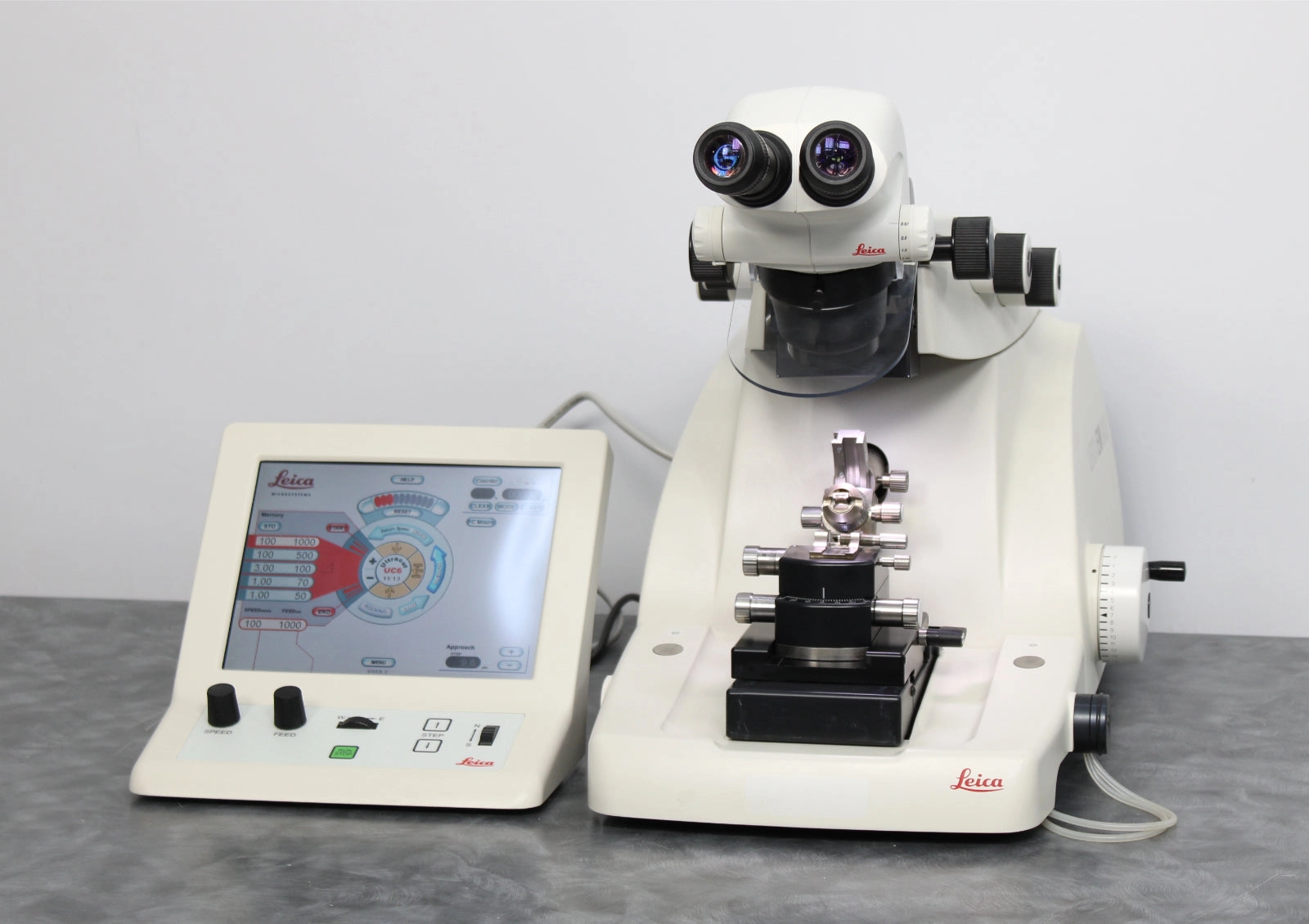 Leica EM UC6 Ultramicrotome Ultrathin Sectioning 705802 w/ Control Panel 655825