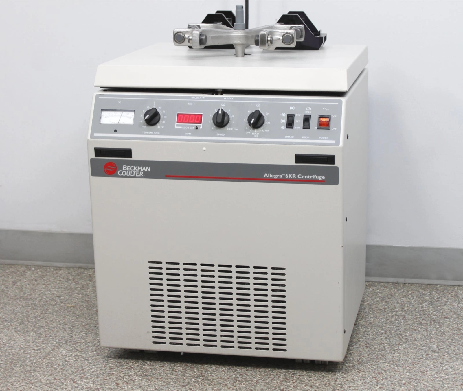 Beckman Coulter Allegra-6KR Kneewell Refrigerated Centrifuge and GH-3.8 Rotor