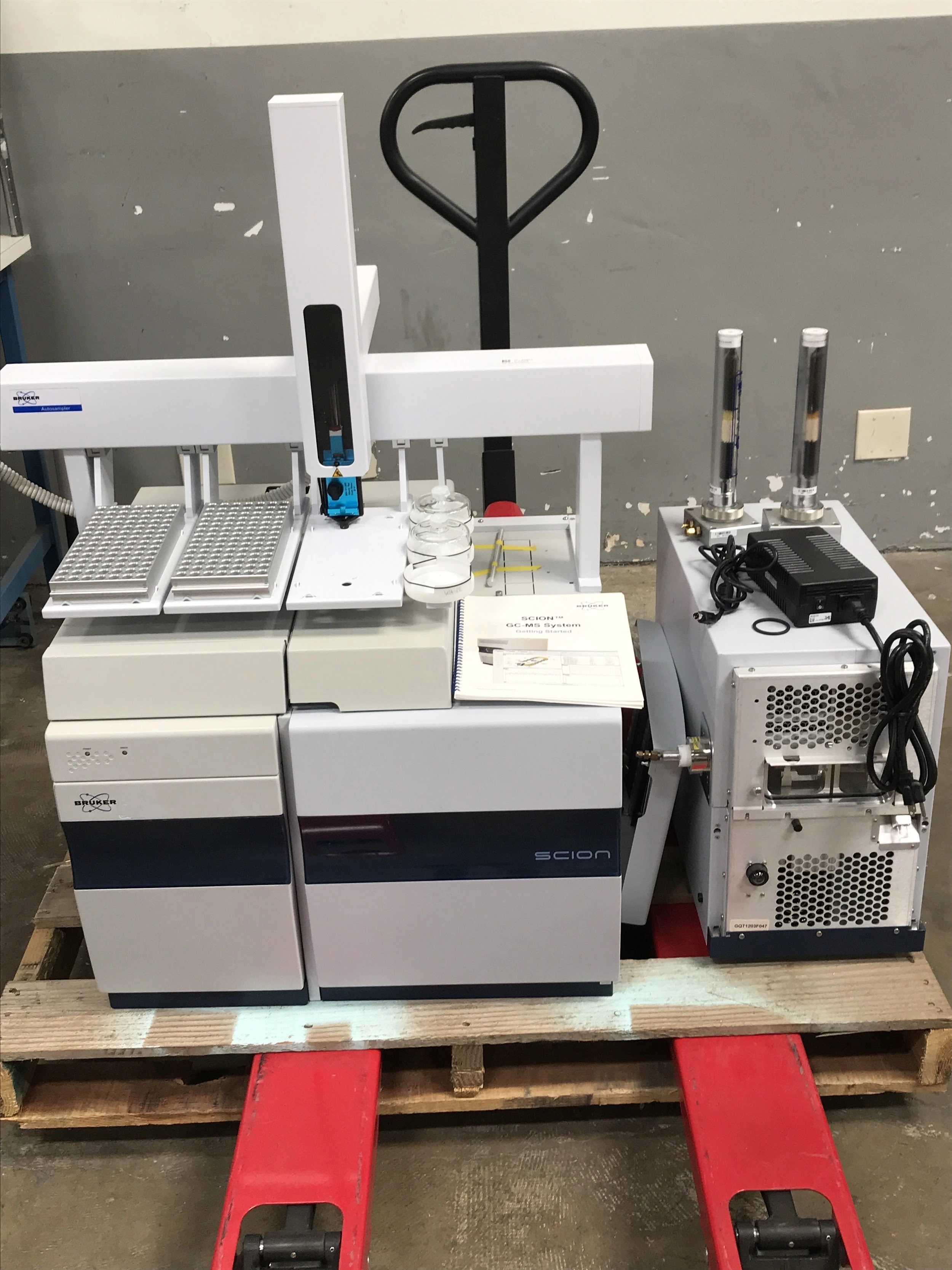 Bruker 450 GC Gas Chromatograph w/ SCION TQ &amp; CTC Analytics PAL MXY Autosampler