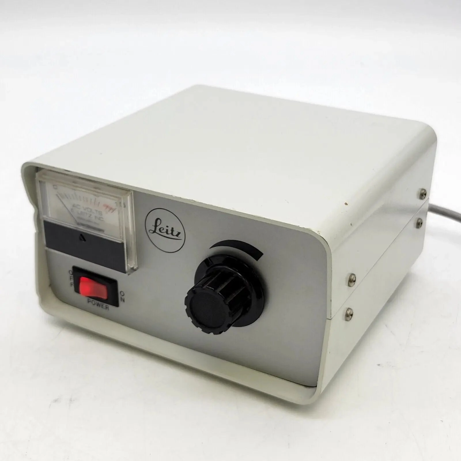 Leitz Wild Leica Microscope Halogen Lamphouse Power Supply 050-262