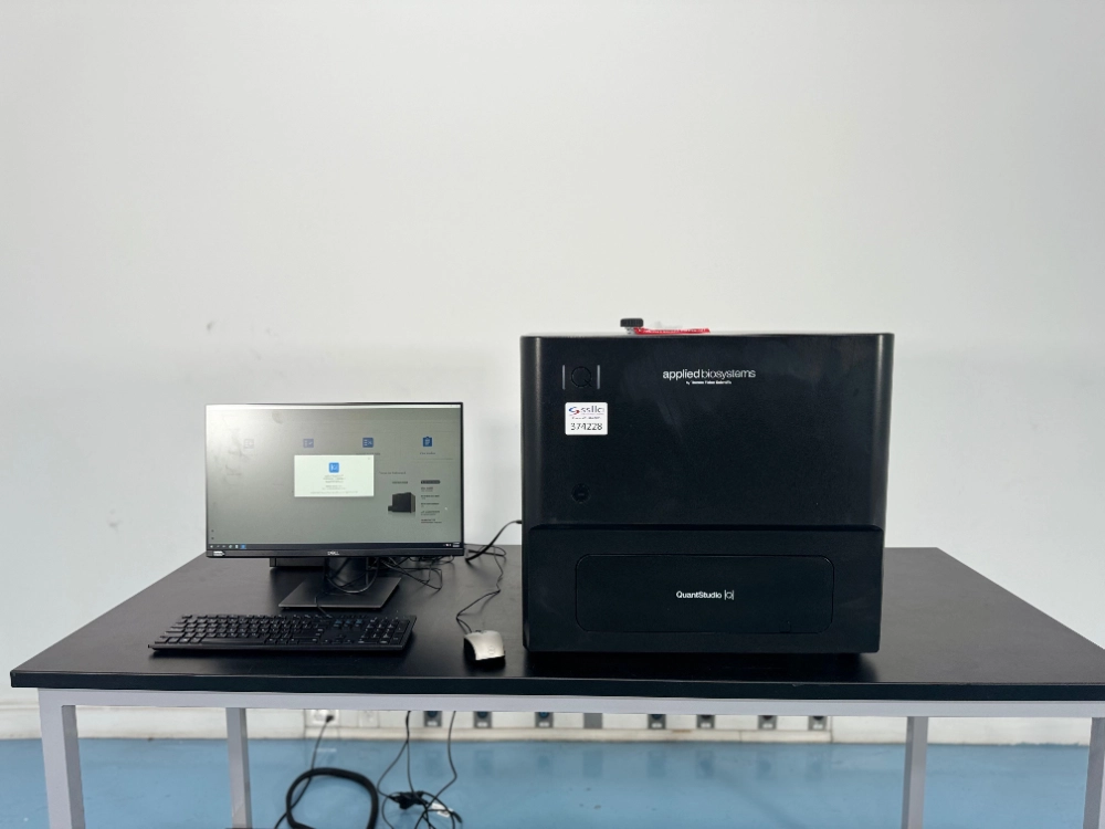 Applied Biosystems QuantStudio Absolute Q Digital PCR System