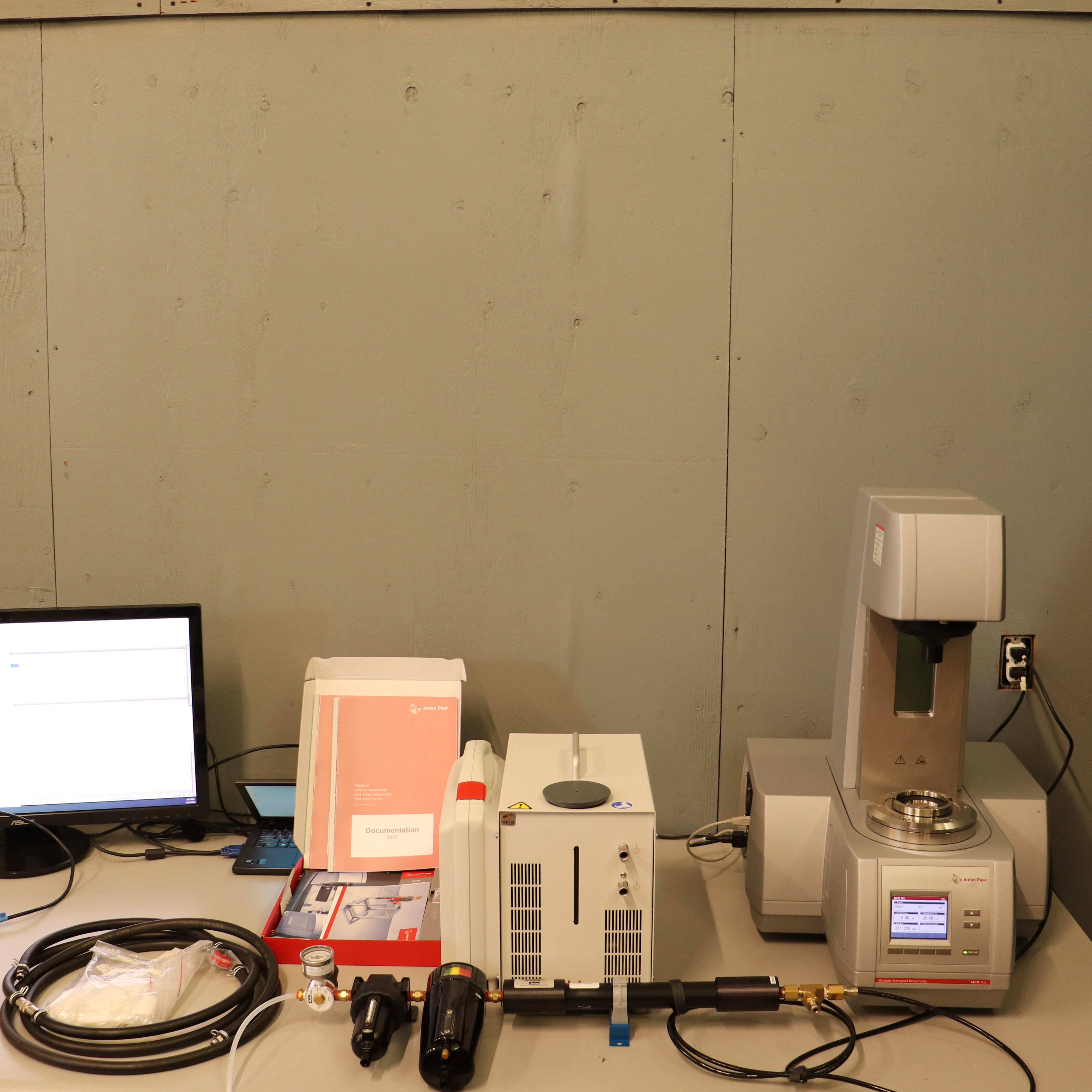 Anton Paar Modular Compact Rheometer MCR102 w/ Rheocompass Software