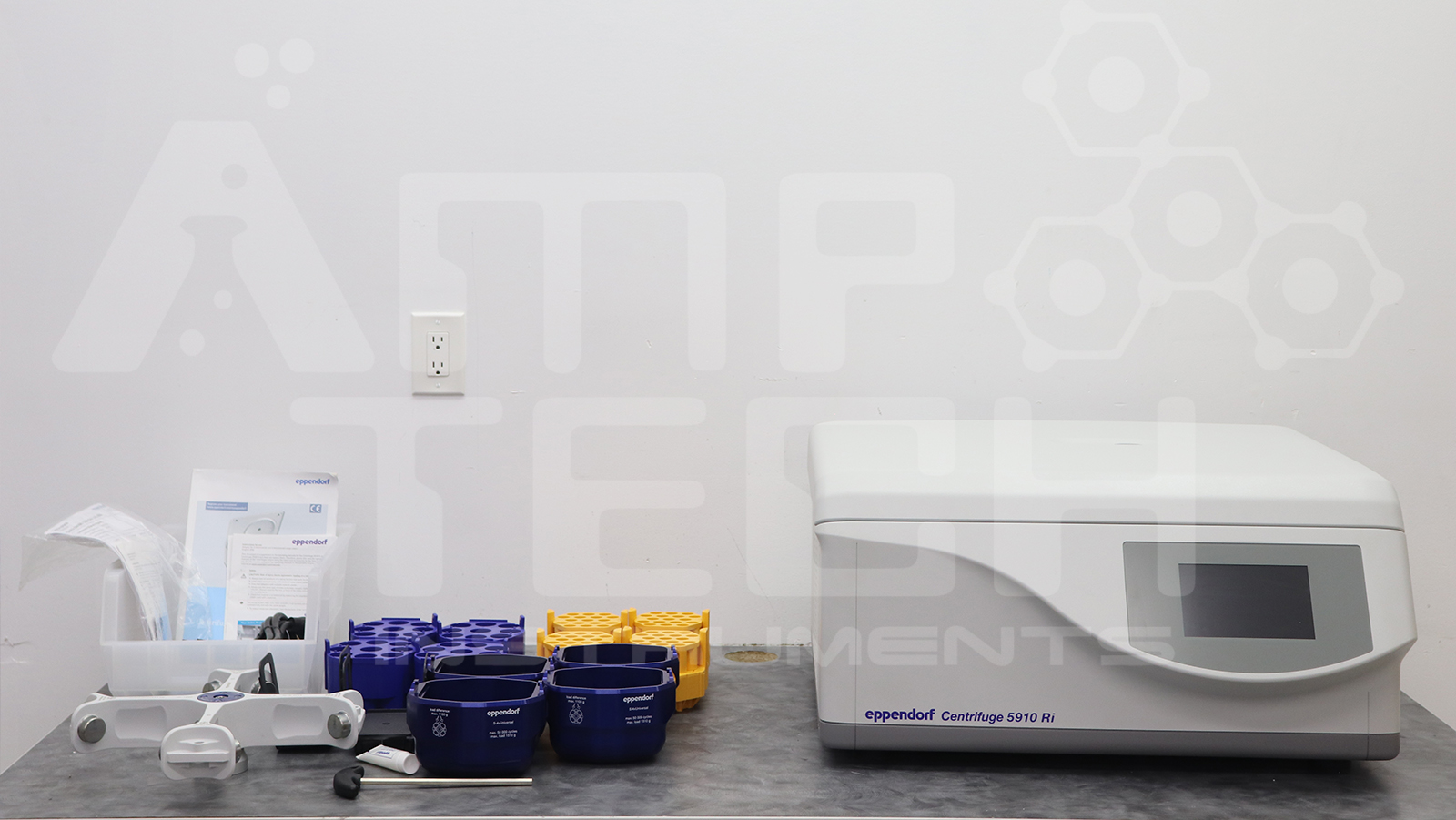 Eppendorf 5910Ri Refrigerated Centrifuge w/ S-4x Universal Rotor + Attachments Package