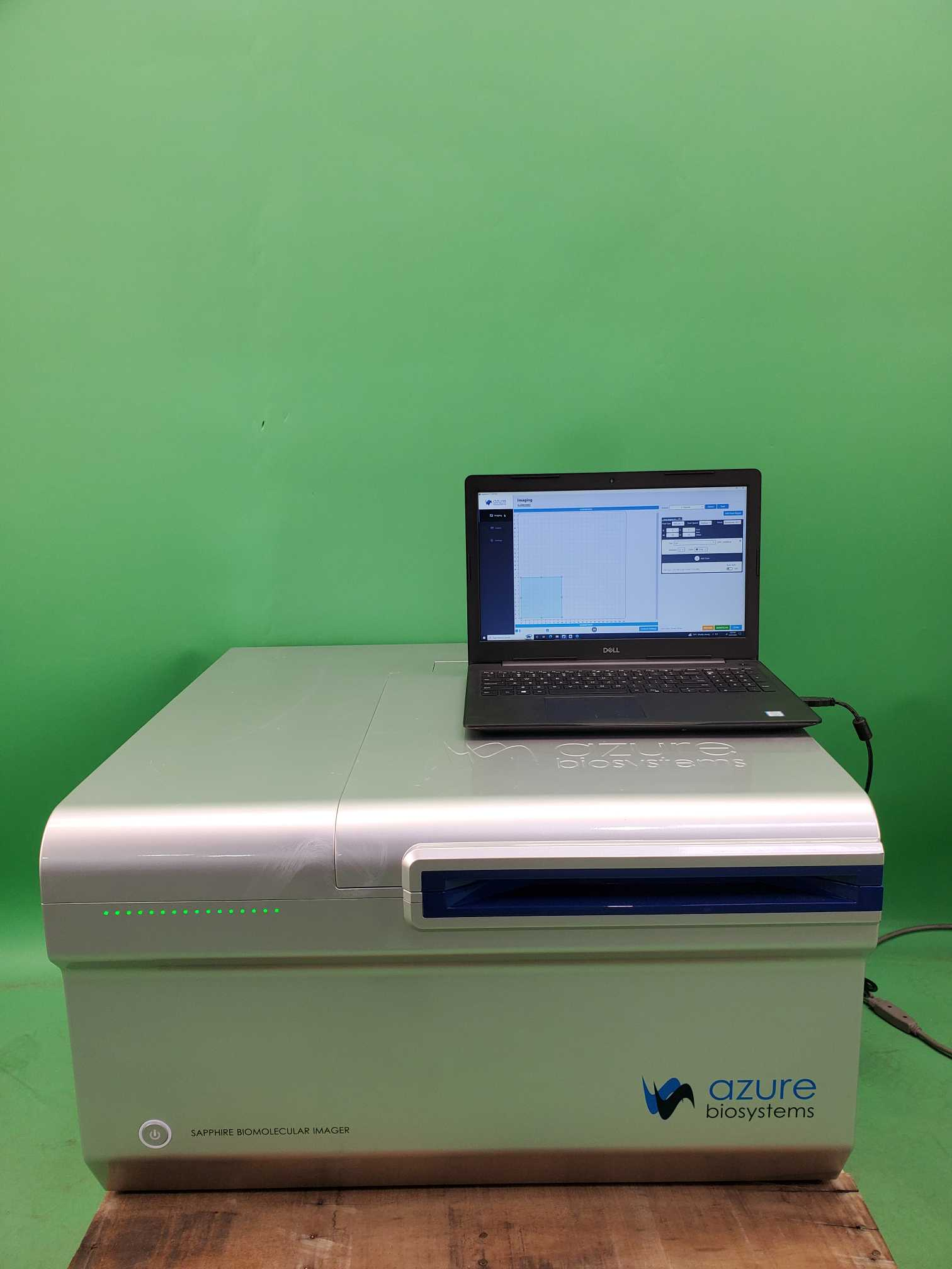 Azure Biosystems Sapphire RGBNIR Biomolecular Imager w/ Laptop Software