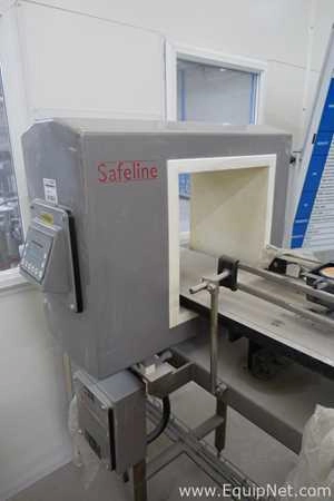 Safeline Metal Detector with Conveyor Belt Aperture