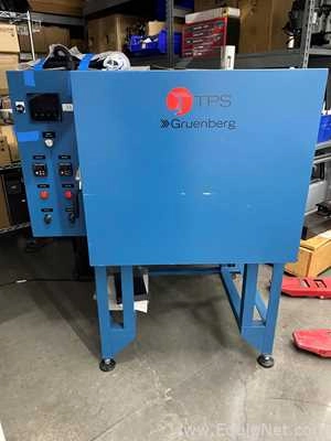 Lot 174 Listing# 993620 TPS Gruenberg B45H4.6-E Industrial Bench Oven
