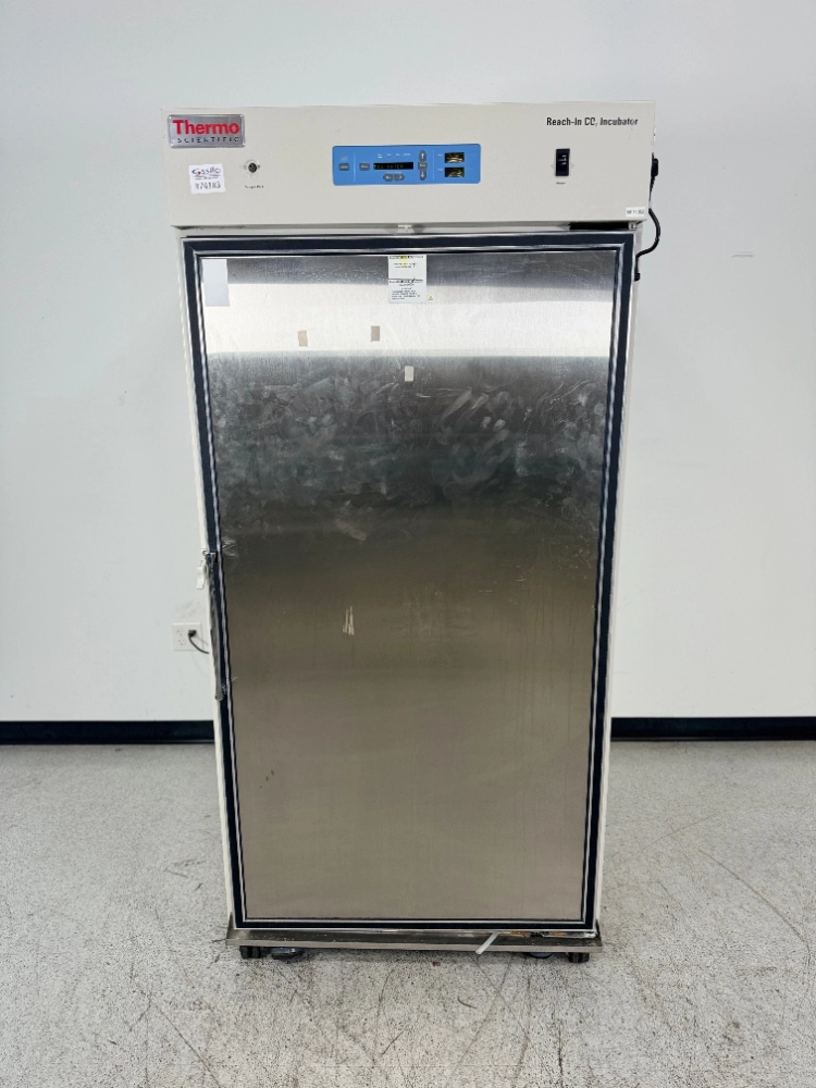 Thermo Reach-In CO2 Incubator