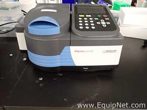 Lot 145 Listing# 865673 Thermo Fisher Scientific Genesys 30 Spectrophotometer