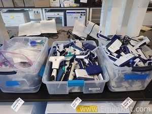 Lot 123 Listing# 995889 Large Lot of Various Size Pipettors