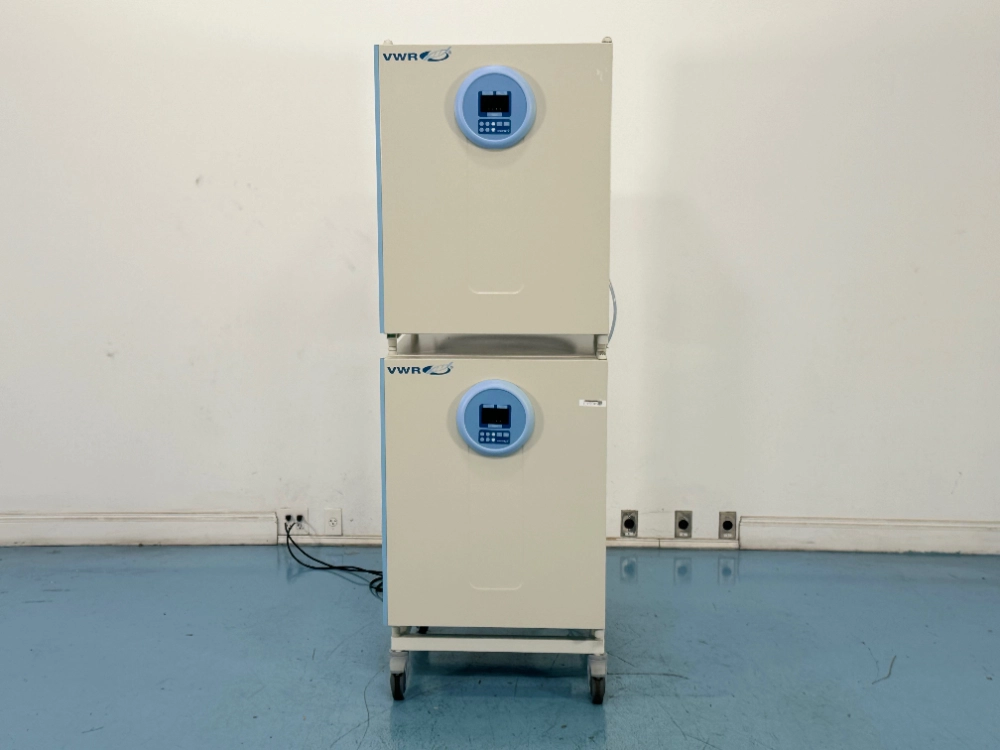 VWR Double Stack CO2 Incubator