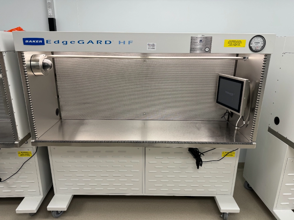 The Baker Company Edgegard HF 6' Laminar Flow Hood