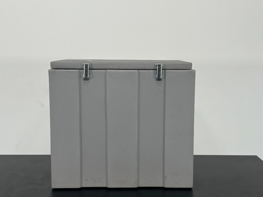 ThermoSafe Dry Ice Storage Chest