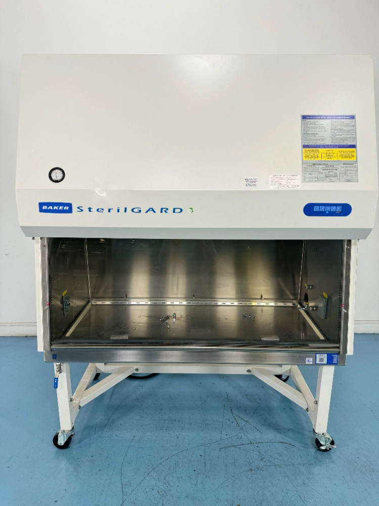 The Baker Company SterilGARD e3 5' Biosafety Cabinet