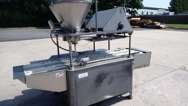 Elgin Quad Four Head Piston Filler, Large Size Fills