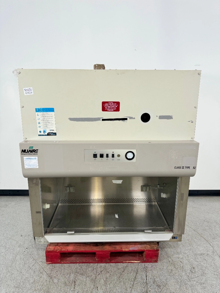 Nuaire Class II Type A2 4' Biosafety Cabinet