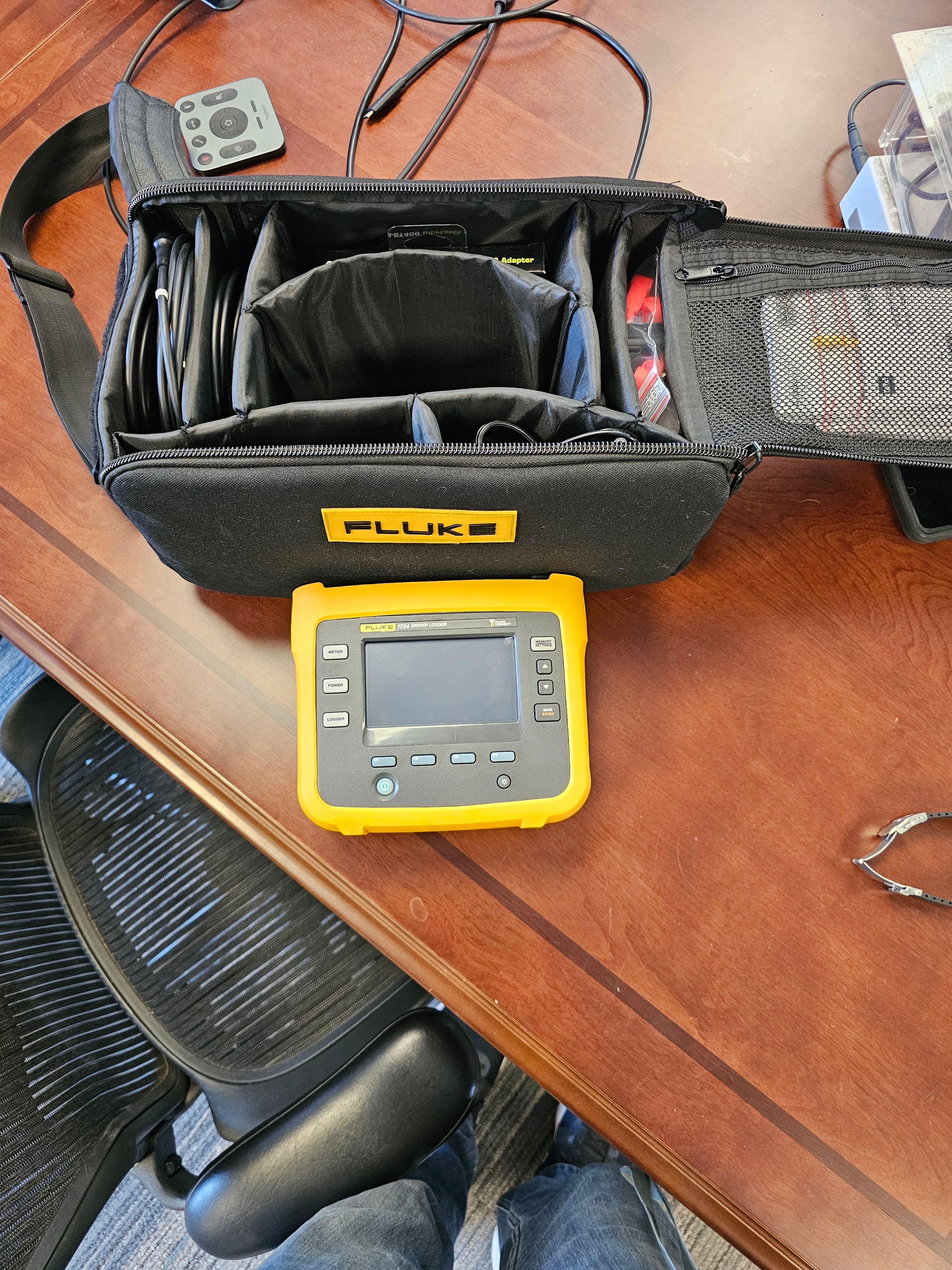 FLUKE Energy Logger: CAT III 1000V/CAT IV 600V, 1,500 A Max AC Current Measured, 4 Volt Channels