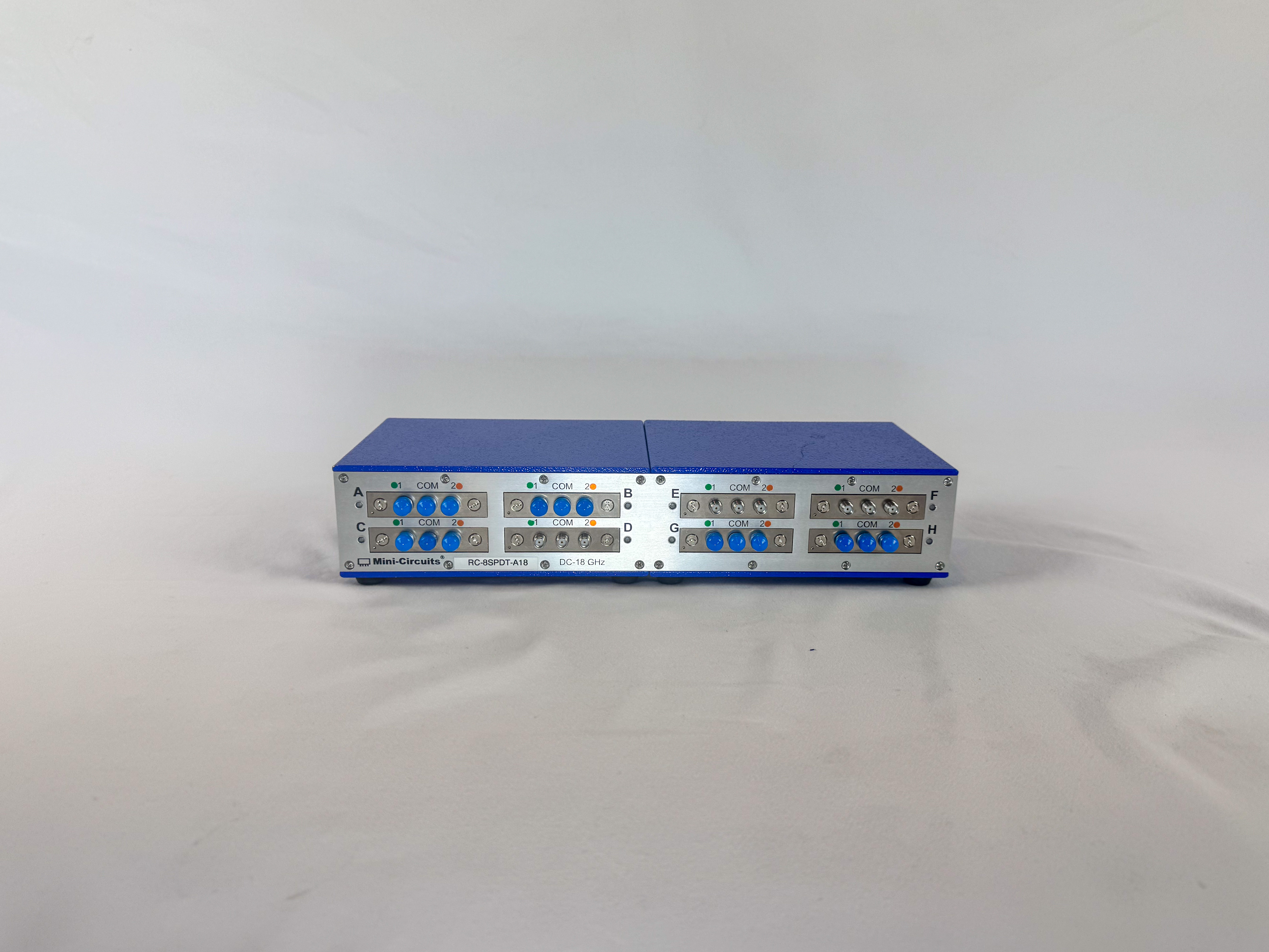 Mini-Circuits Absorptive Mechanical Switch, DC - 18000 MHz, 50Ω USB-8SPDT-A18